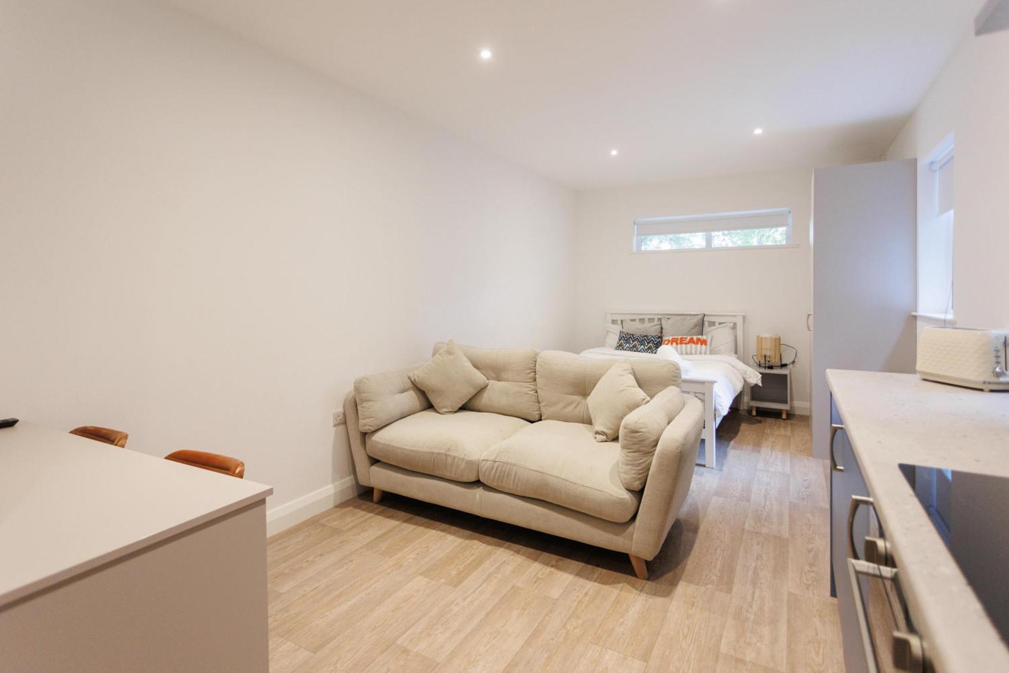 Apartment Brand New Boutique 2